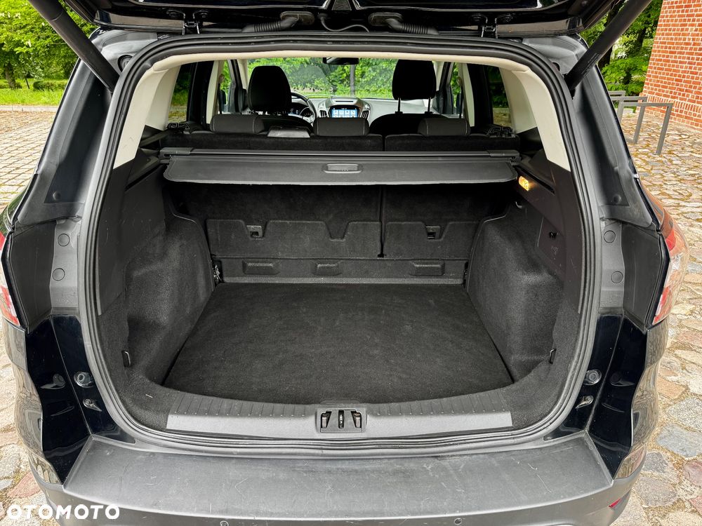 Ford Kuga - 26