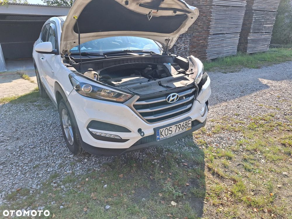 Hyundai Tucson 1.7 CRDI BlueDrive Classic 2WD - 21