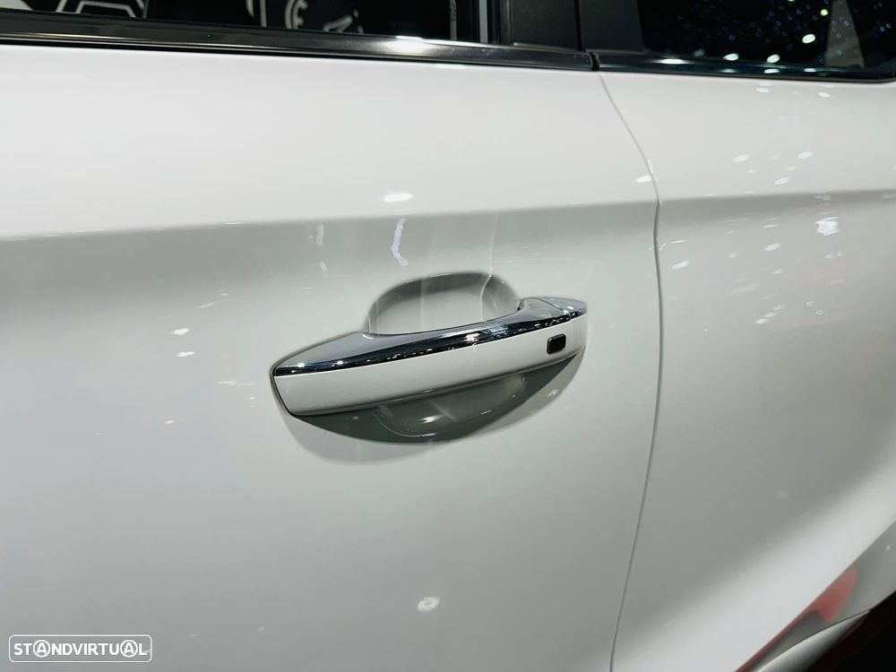 MG ZS EV Luxury - 22