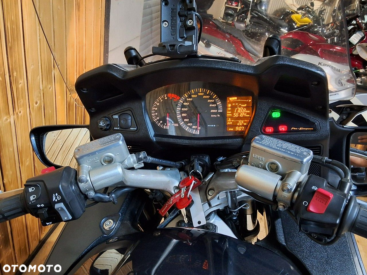 Honda ST - 7