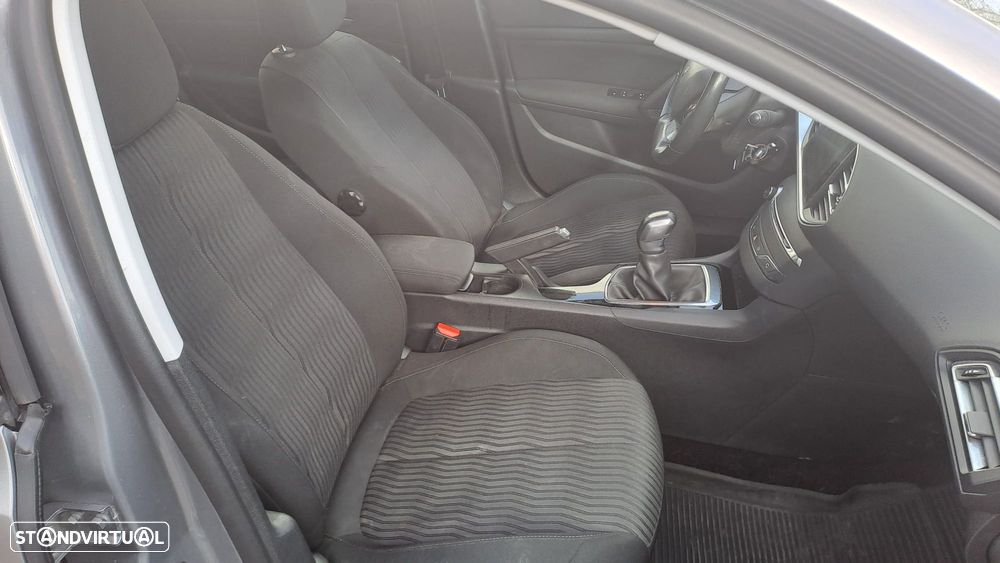 Peugeot 308 1.6 HDi Active - 10