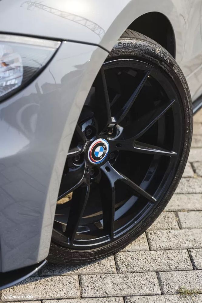 BMW 118 d Pack M - 14