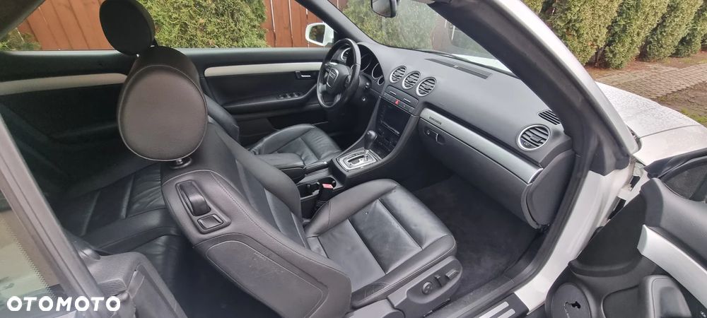 Audi A4 Cabrio 2.0 TFSI multitronic - 14