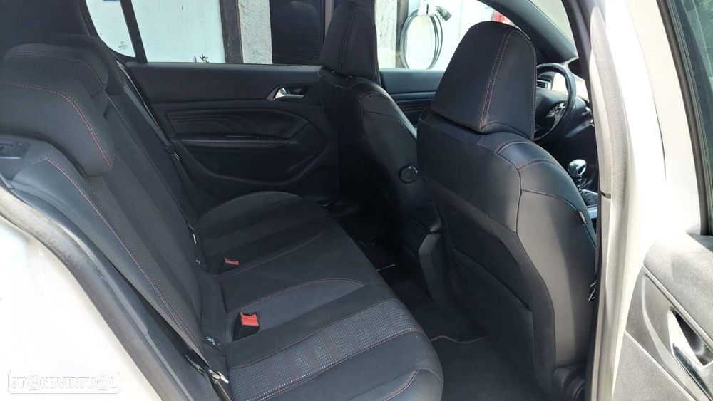 Peugeot 308 1.5 BlueHDi GT Line - 13