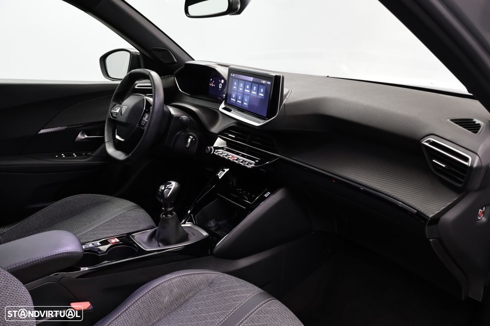Peugeot 2008 1.2 PureTech Allure - 21
