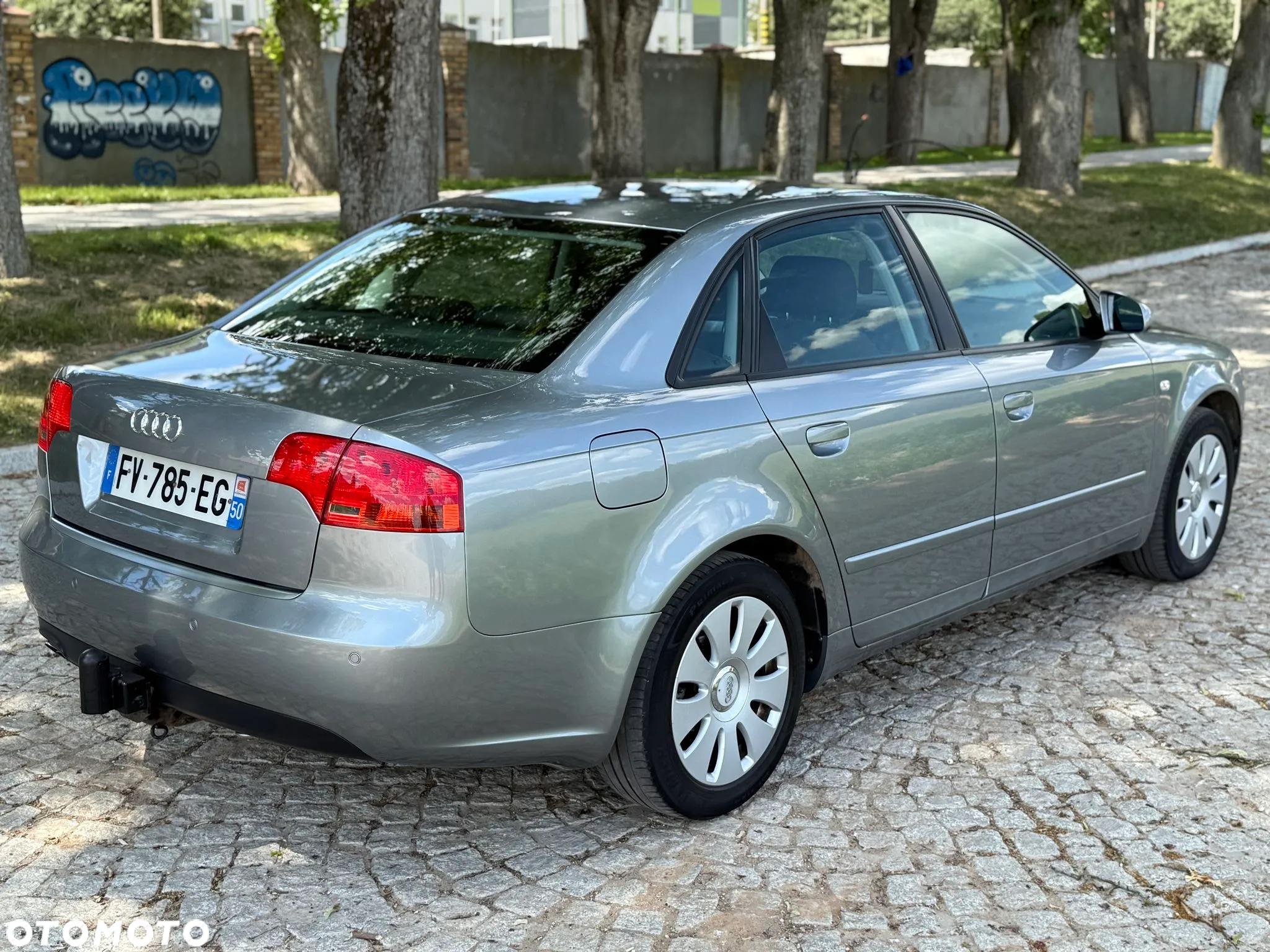 Audi A4 - 4