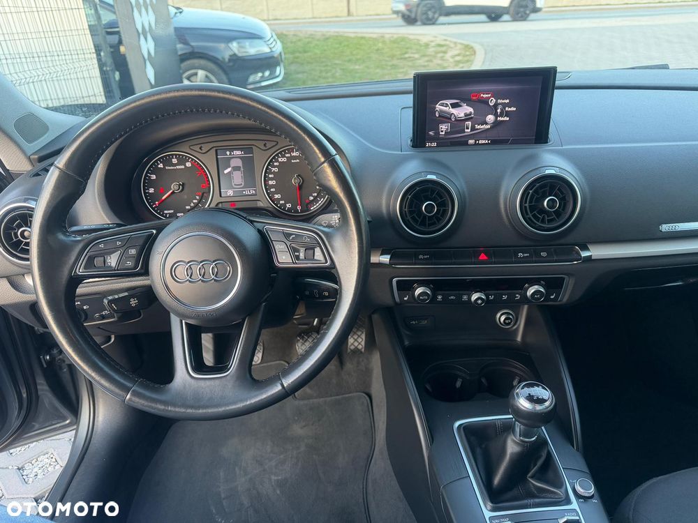 Audi A3 Sportback 1.0 TFSI design - 26