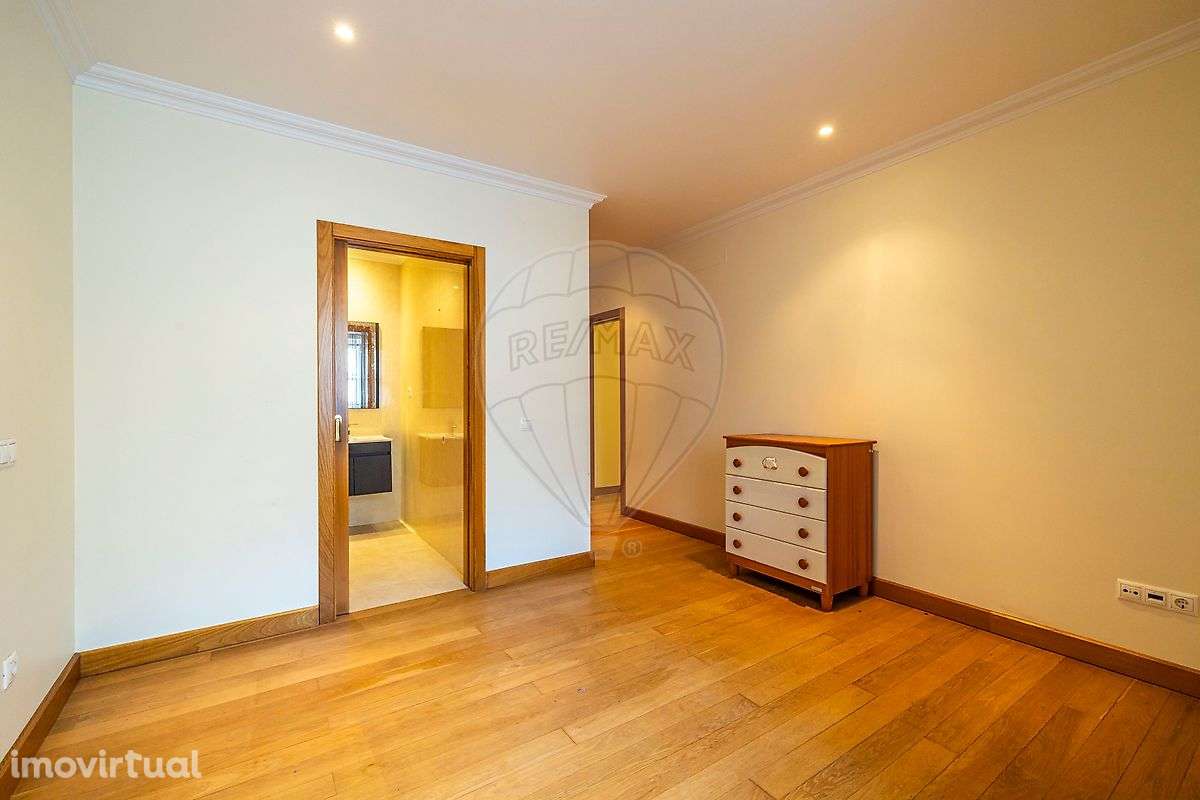 Apartamento T5 para arrendamento - Grande imagem: 3/33