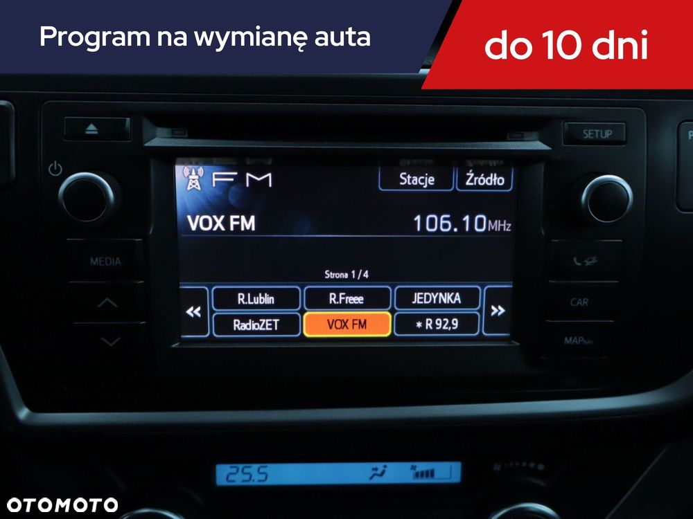 Toyota Auris - 14