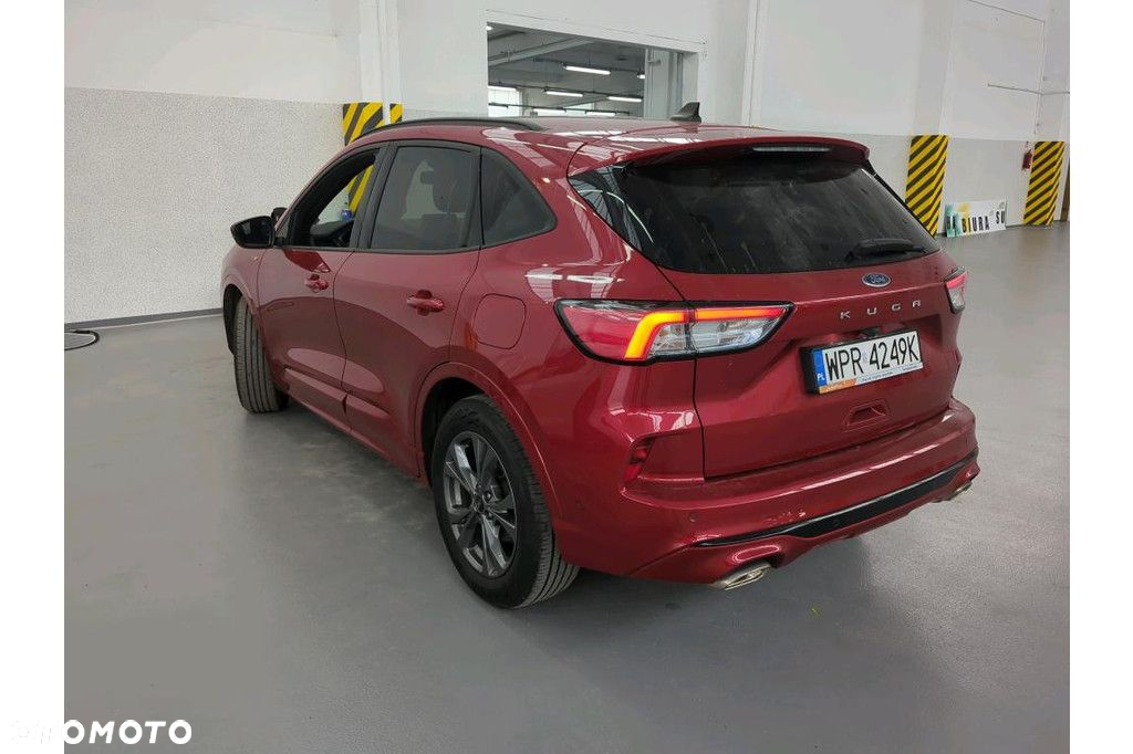 Ford Kuga - 2