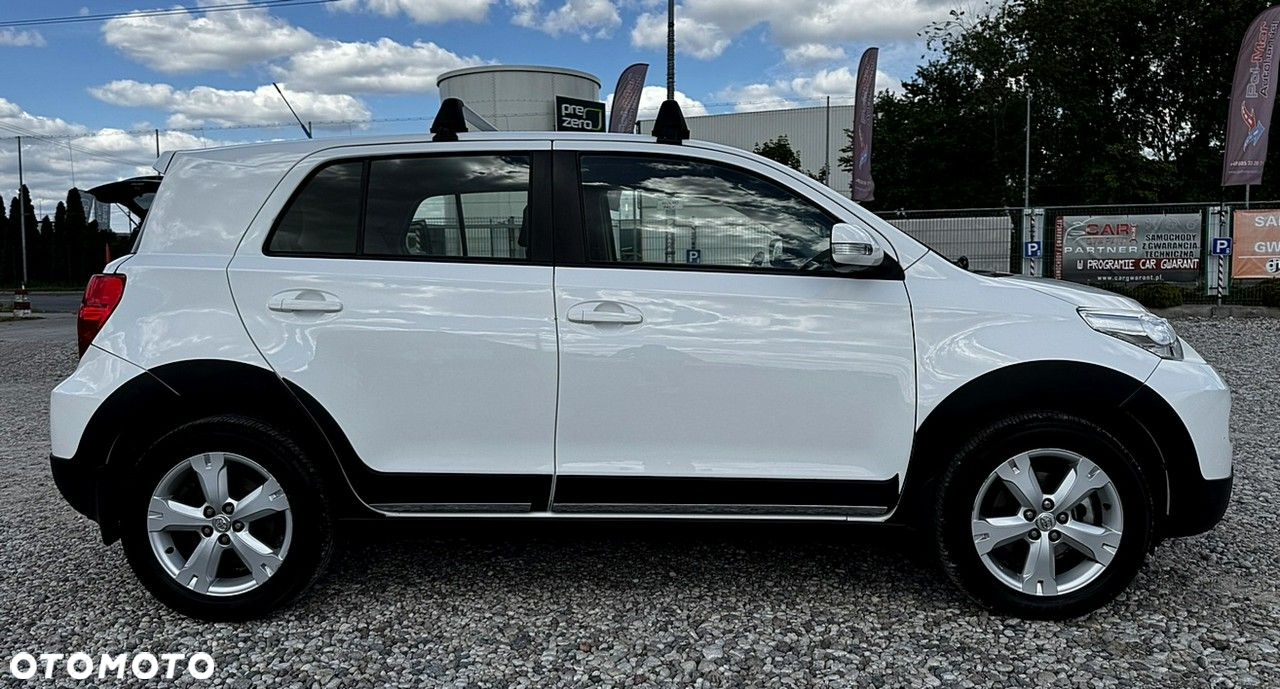 Toyota Urban Cruiser - 7
