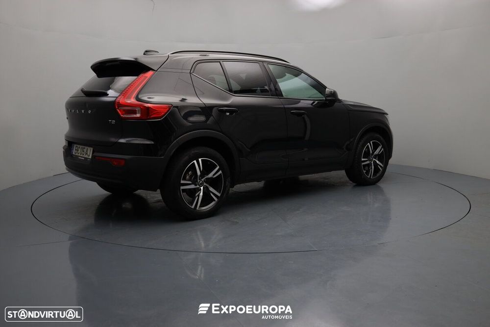 Volvo XC 40 1.5 T2 Plus Dark Auto - 5