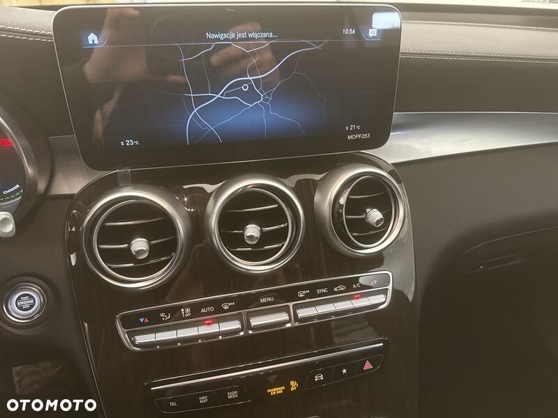 Mercedes-Benz GLC - 15