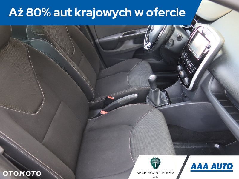 Renault Clio - 11