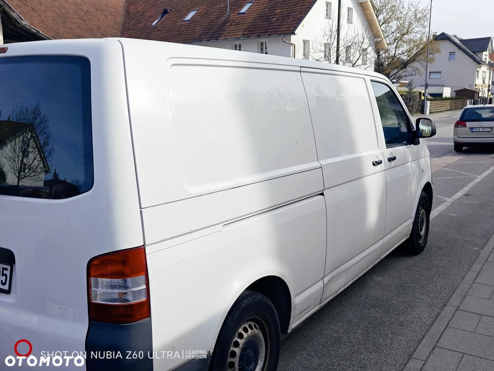 Volkswagen Transporter L2H1 - 2