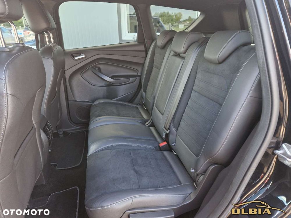 Ford Kuga - 25