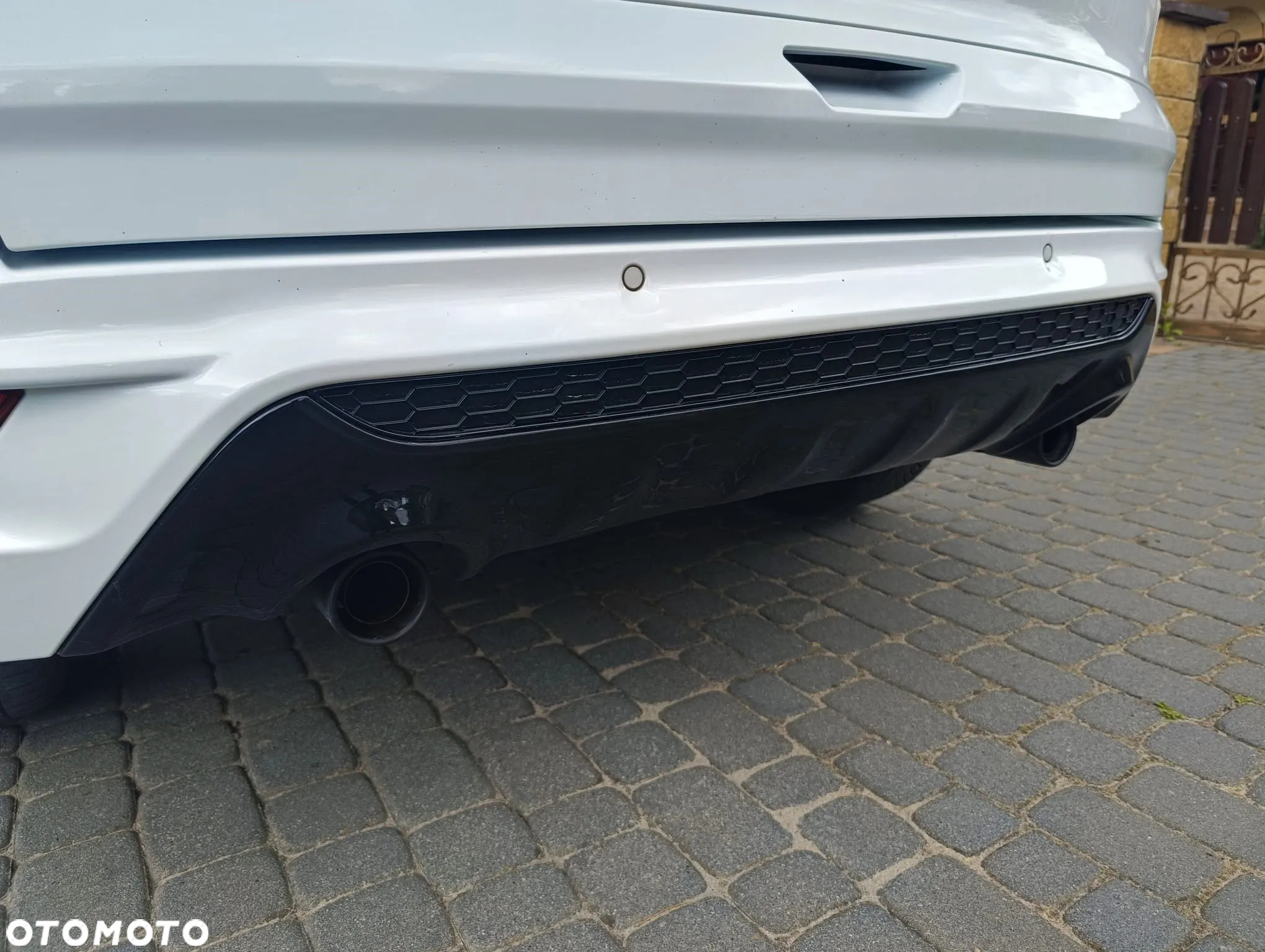 Ford Kuga 2.0 TDCi 2x4 Titanium - 29