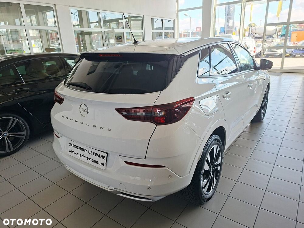 Opel Grandland 1.2 T Business Edition S&S - 4