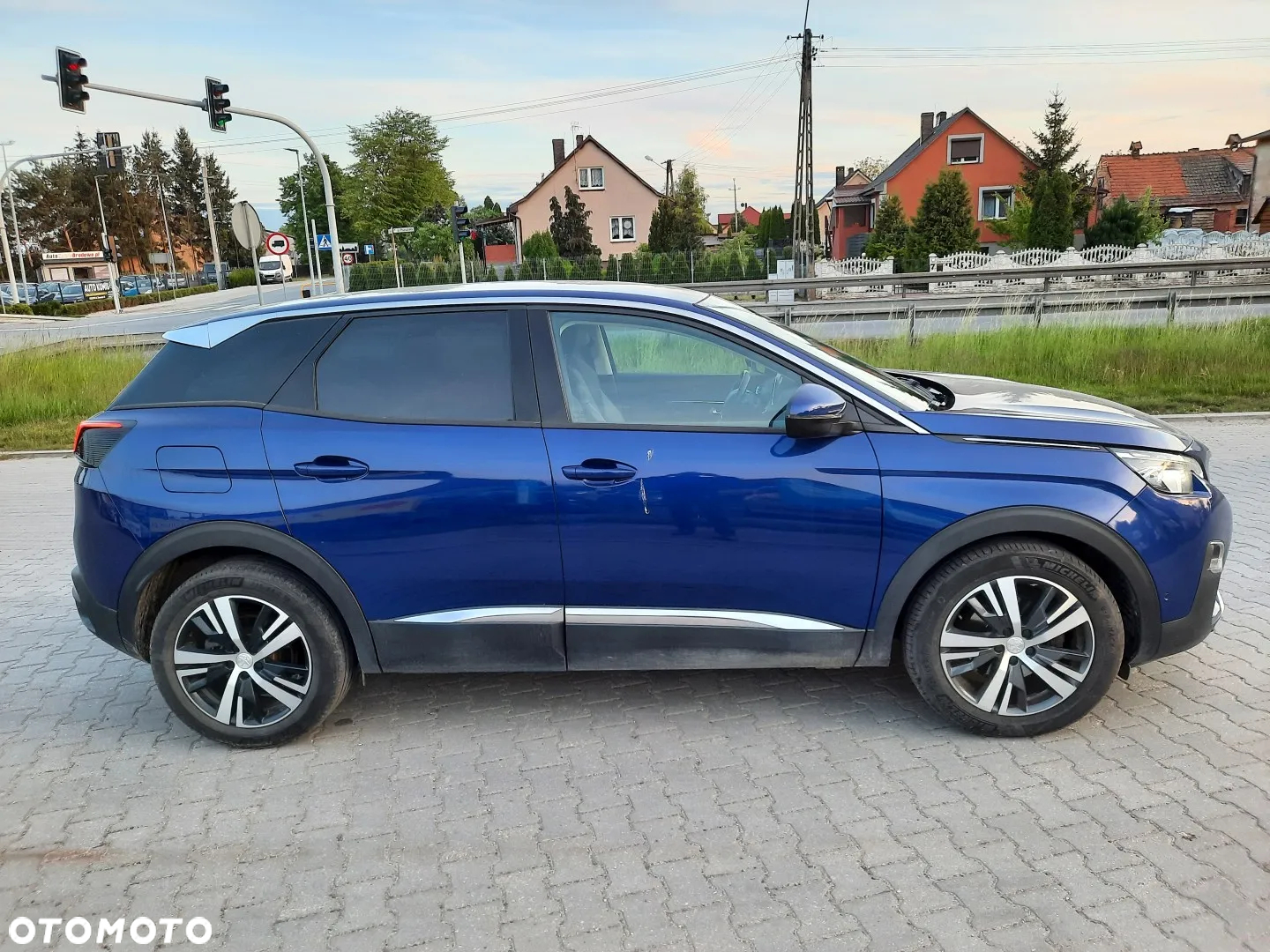 Peugeot 3008 1.5 BlueHDi Active S&S - 5