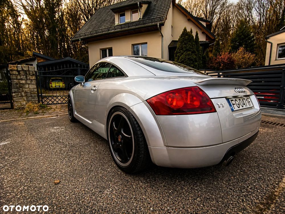 Audi TT Coupé 1.8 T - 8