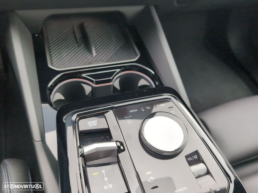 BMW i5 eDrive40 Pack Desportivo M Pro - 25