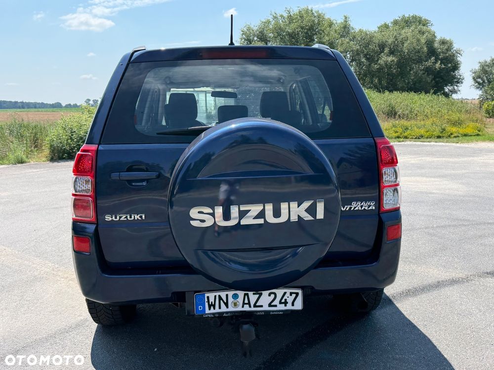 Suzuki Grand Vitara 2.0 Limited - 13
