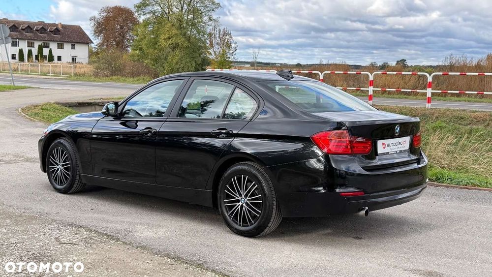 BMW Seria 3 316d DPF Edition Lifestyle - 25