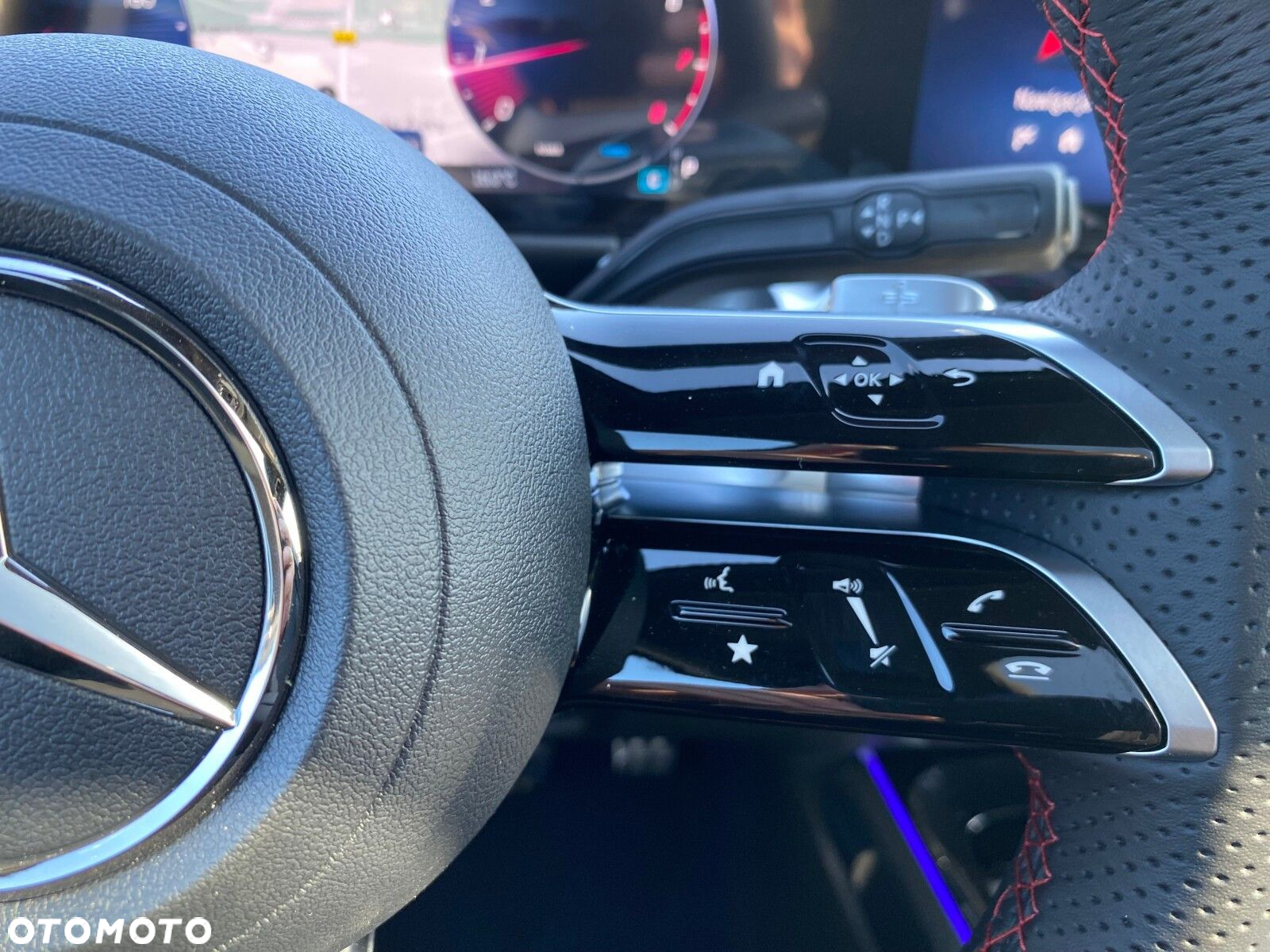 Mercedes-Benz GLB - 13