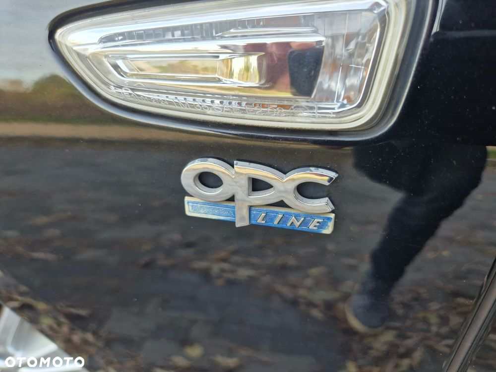 Opel Insignia Sports Tourer 2.0 BiTurbo Diesel 4x4 Business Innovation - 16