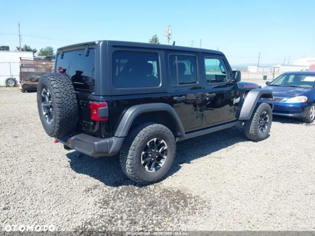 Jeep Wrangler - 4