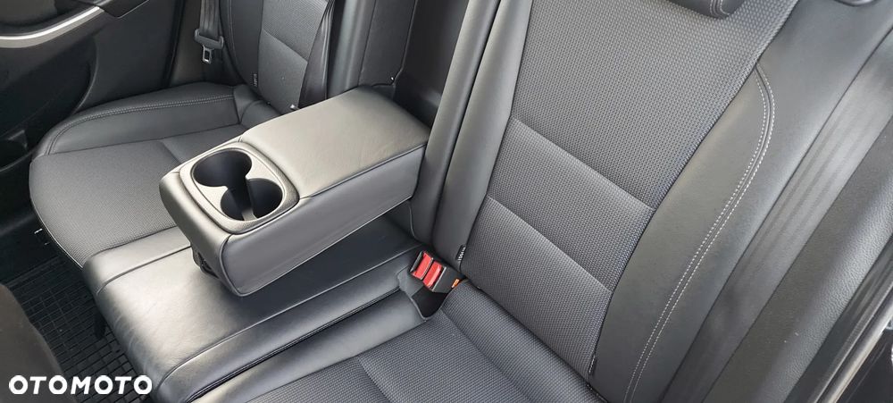 Hyundai i30 1.6 CRDi Premium - 15