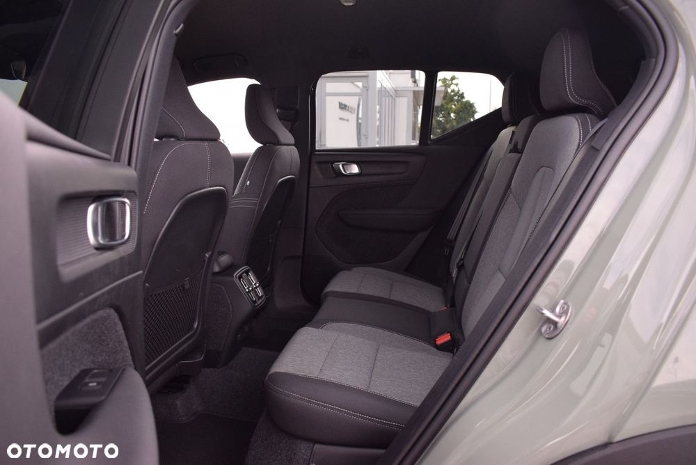 Volvo XC 40 - 21