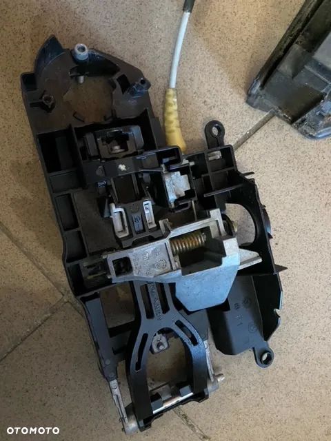 DOCIĄG DRZWI ZAMKI PRZÓD TYŁ BMW F10 KOMPLET - 11