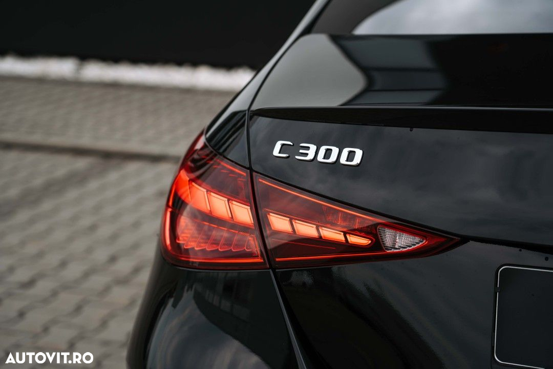 Mercedes-Benz C - 9