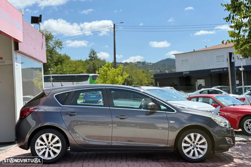 Opel Astra 1.7 CDTi Cosmo - 8
