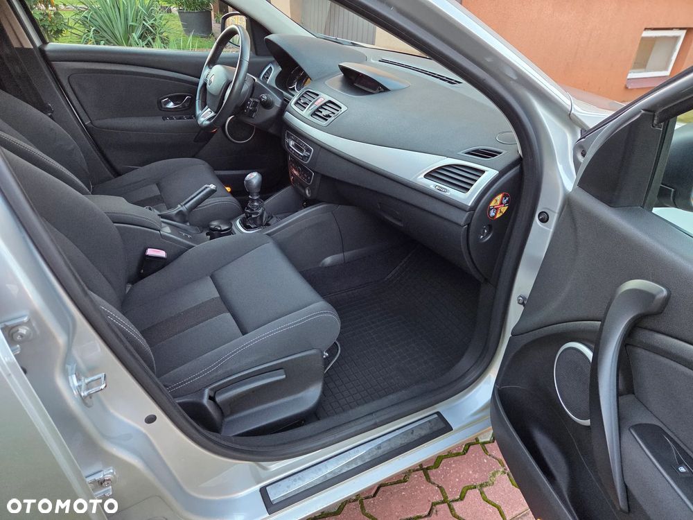 Renault Megane 1.6 16V Dynamique Euro5 - 18