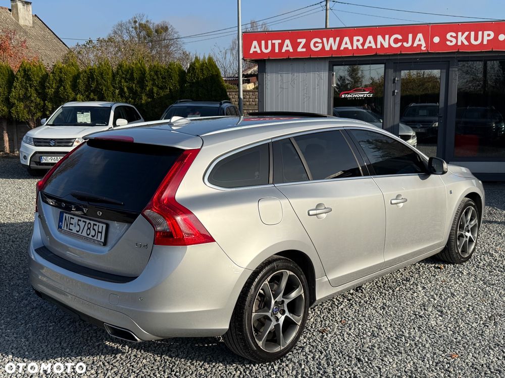Volvo V60 D4 Drive-E Ocean Race - 24