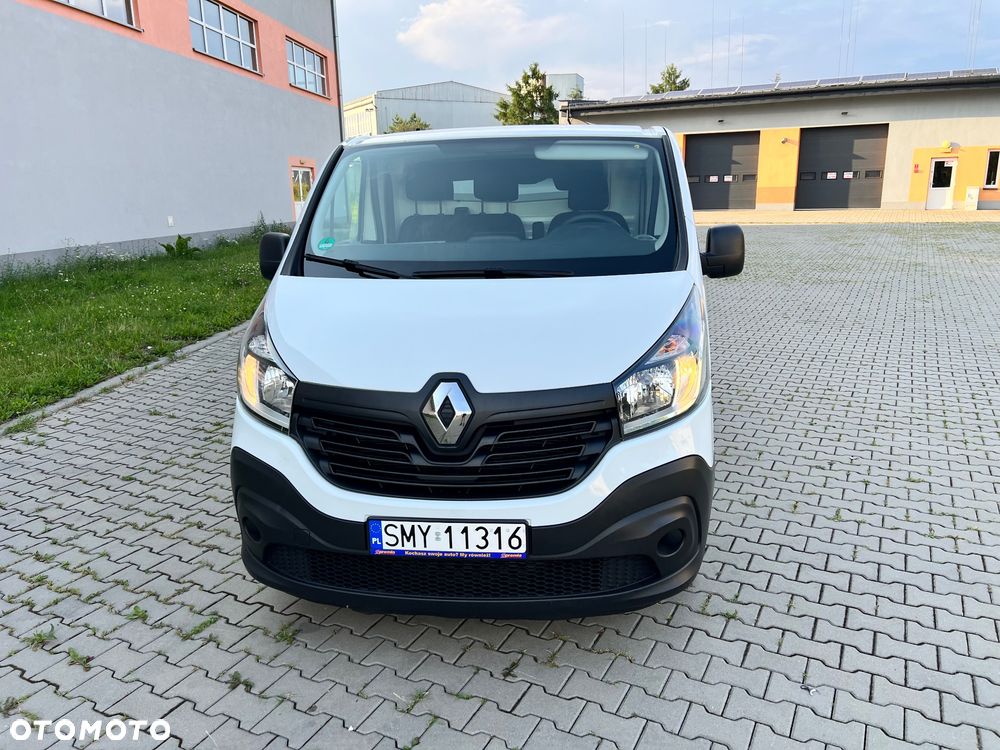 Renault Trafic - 16