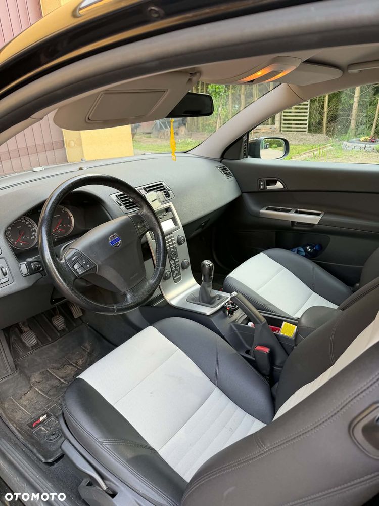 Volvo C30 2.0D Momentum - 7