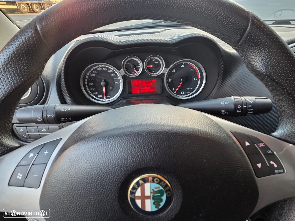 Alfa Romeo MiTo 1.3 JTDM ECO Turismo - 7