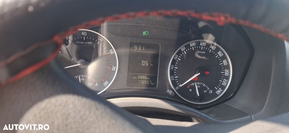 Skoda Octavia 1.4 - 6