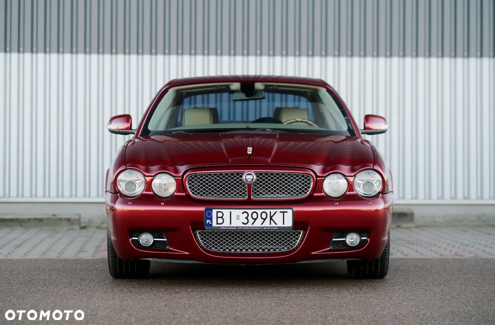 Jaguar XJ XJ8 4.2 LWB - 29