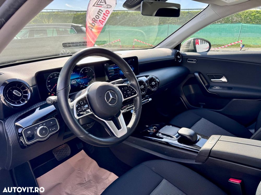 Mercedes-Benz A 180 d 7G-DCT - 9
