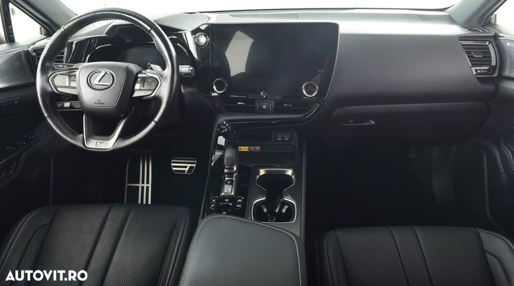 Lexus Seria NX 450h+ E-FOUR F SPORT - 10