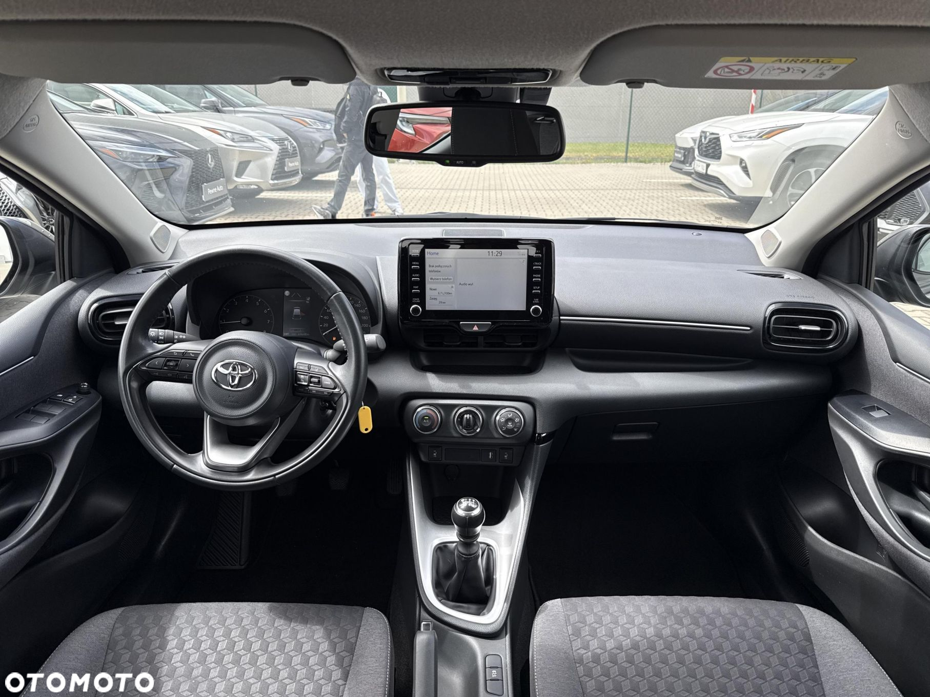 Toyota Yaris - 11