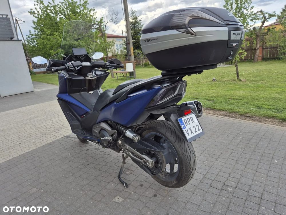 Kymco AK 550 - 4