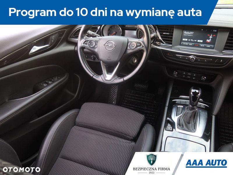 Opel Insignia - 8