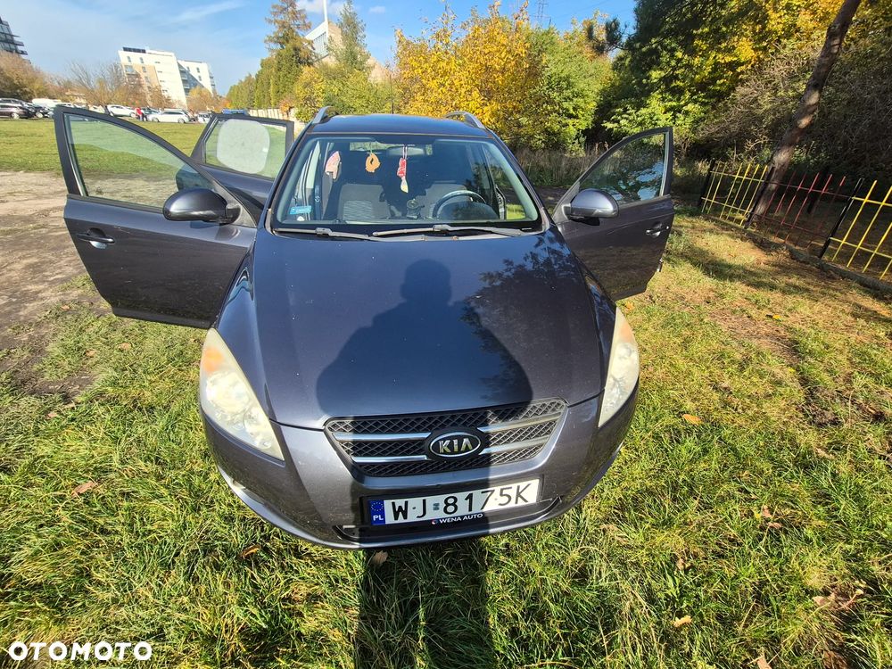 Kia Ceed 1.6 Crdi M - 1
