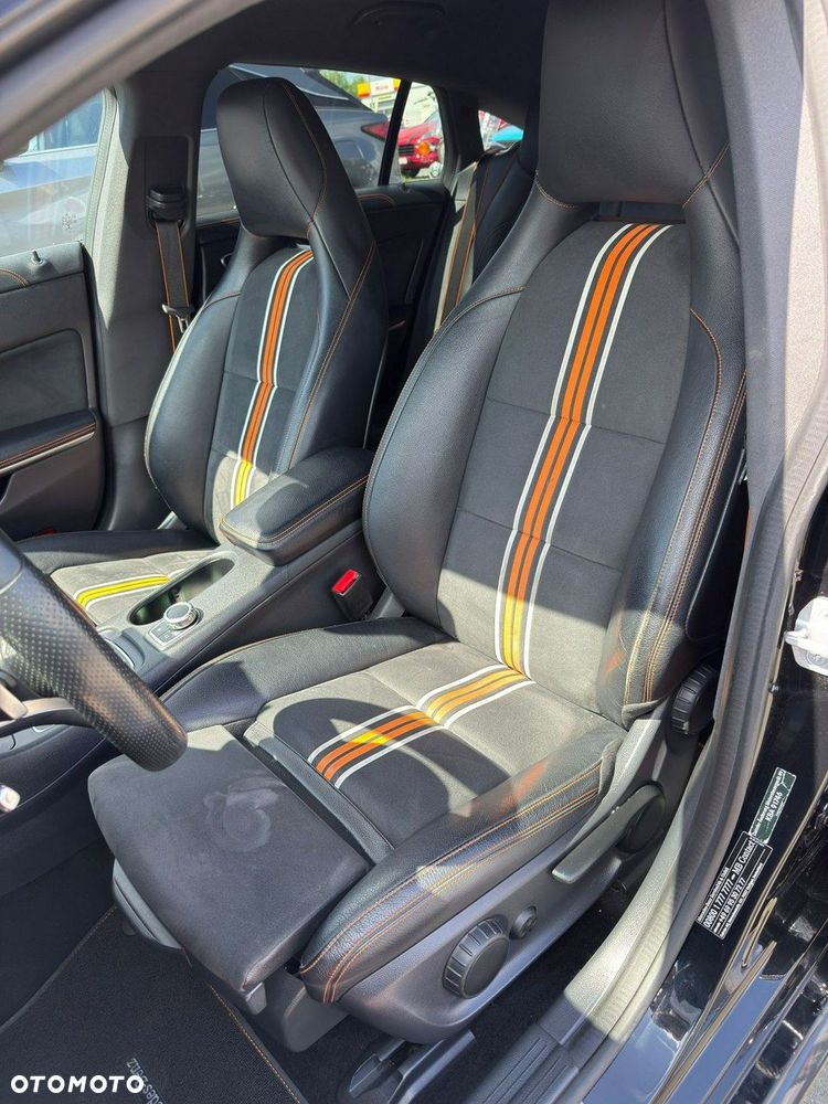 Mercedes-Benz CLA Shooting Brake 220 (CDI) d 4Matic 7G-DCT Orange Art Edition - 6
