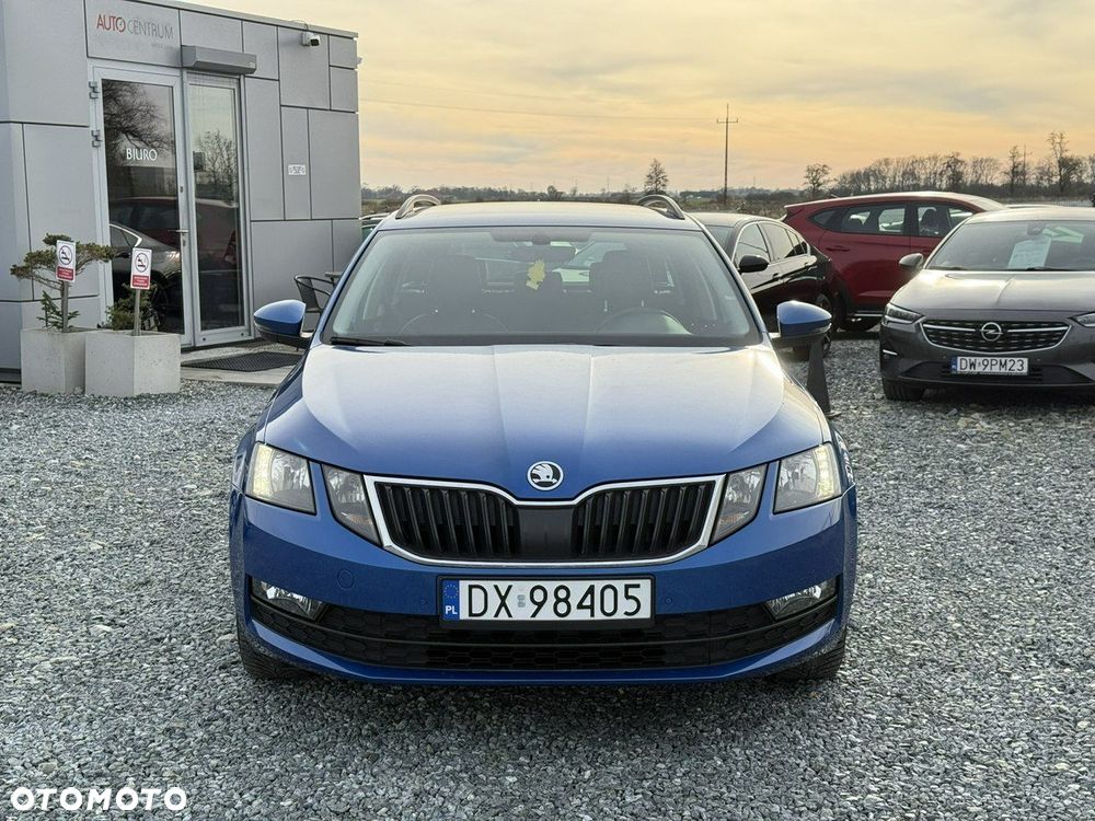 Skoda Octavia 1.6 TDI Ambition DSG - 2